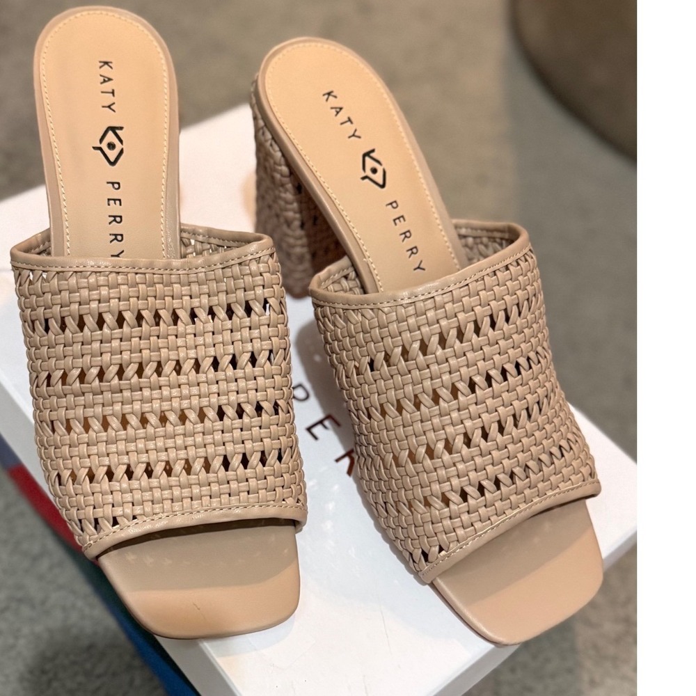 Katy Perry The Geli Woven Block Heel Mules Beige Square Toe Sandals Mens 8.5